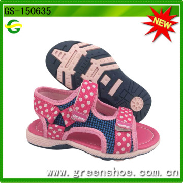 Fábrica de las sandalias de los niños de China (GS-150635)